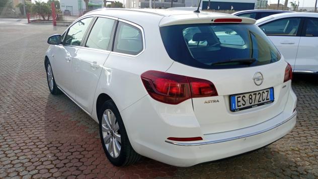 Opel Astra 1.7 CDTI 110CV Sports Tourer Cosmo Fleet - Foto 4