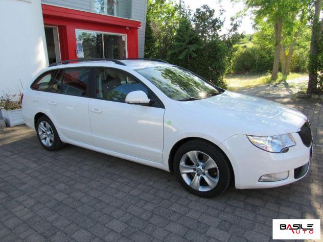 SKODA - Superb Station Wagon - 1.6 TDI CR Amb. Wag. GreenLine - Foto 3