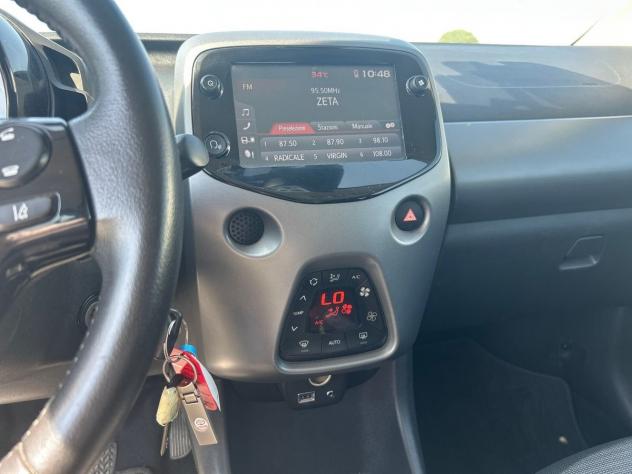 Toyota Aygo 2ª serie Connect 1.0 VVT-i 72 CV 5 porte x-play MMT - Foto 10