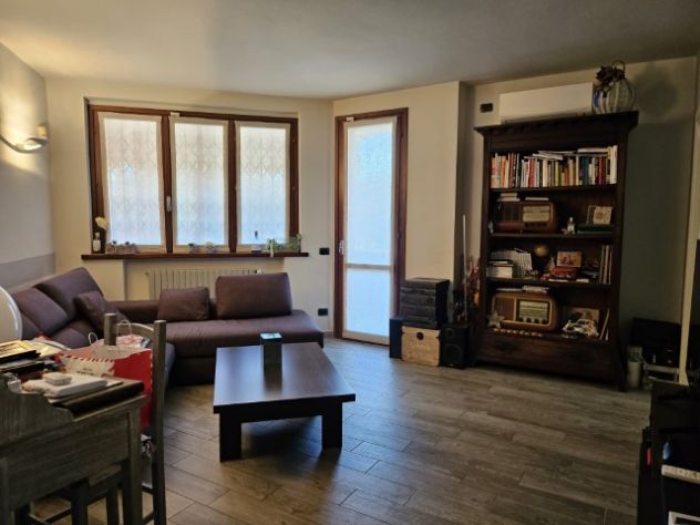 APPARTAMENTO TOTALMENTE RISTRUTTURATO A DUE PASSI DALLE SCUOLE