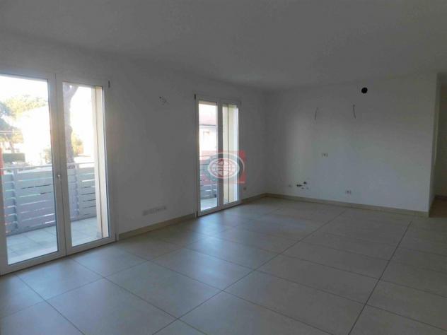 CERVIA - appartamento in OTTIMO STATO - classe "A" con balconi e GARAGE grande