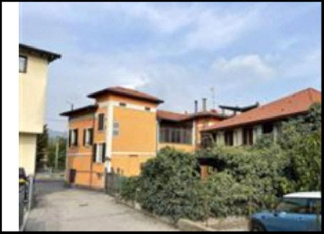 Immobile in asta di 184 m² con più di 5 locali in vendita a Calco - Foto 4