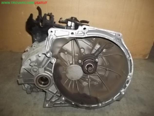 CAMBIO COMPL. 1.6 TDCI (MOTORE HHDA) 5 MARCE KM 76000 FORD FOCUS (CAP) 3p / 5p / Style Wagon  Meccanica  Cambio e trasmisione  Cambio  Cambio FORD - C