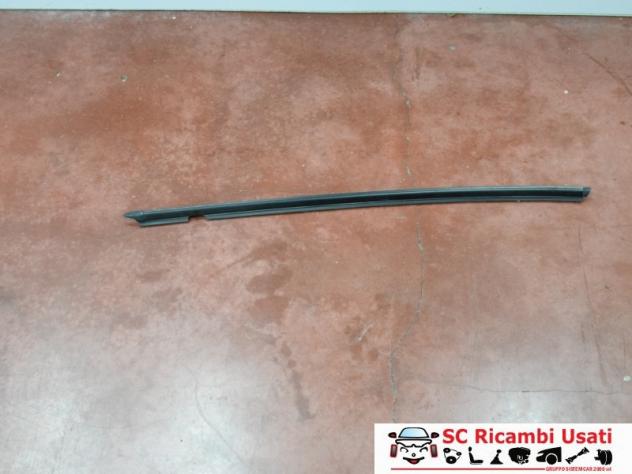 RASCHIAVETRO ANTERIORE DX FIAT 124 Spider Serie (348) 6000621471 (16) - Foto 2