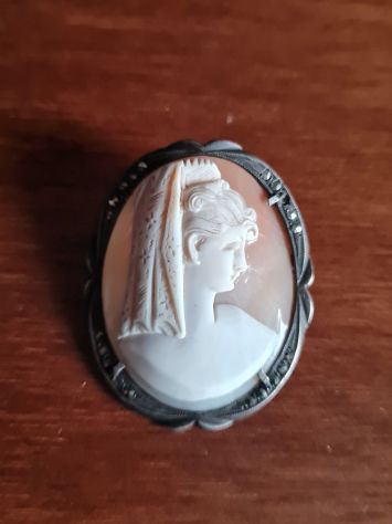 Grande Cammeo d'epoca Italia anni '50 spilla/ciondolo, montato su base argento