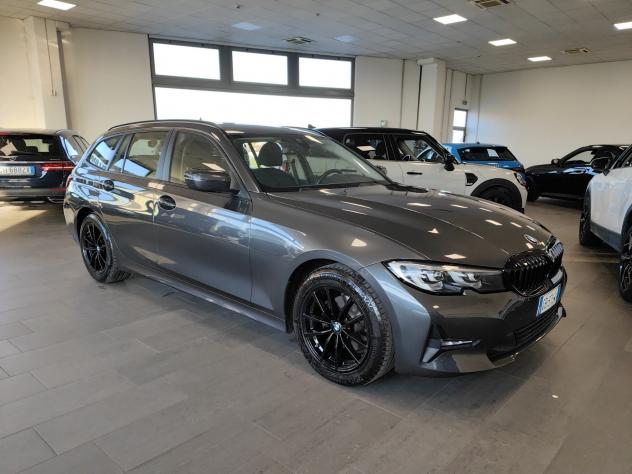 BMW Serie 3 320d 48V xDrive Touring Bus.Adv. Navi Fari LED - Foto 2