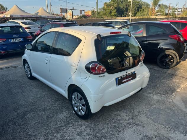 Toyota Aygo 1.0 12V VVT-i 5 porte Lounge Connect AUTOMATICA - Foto 6