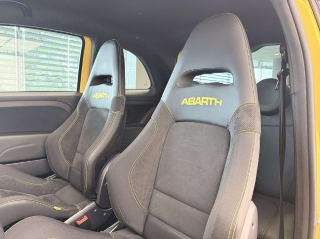 ABARTH 695 695 1.4 t-jet Tributo Ferrari 180cv MTA 1-299 rif. 23835233 - Foto 8