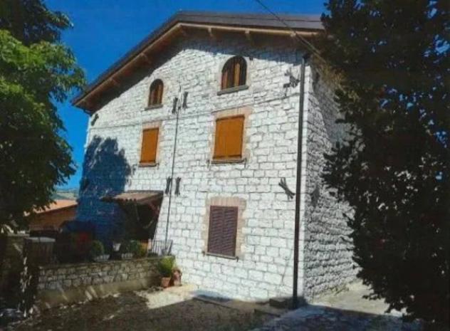 Immobile in asta di 70 m², box auto in vendita a Gubbio - Foto 3