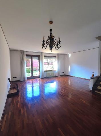 Splendida villa a schiera su tre livelli in zona ospedale - Foto 7