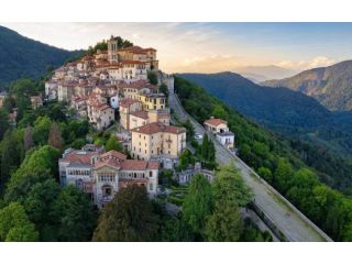 Monolocale con cantina e garage a Varese