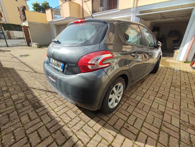 Peugeot 208 PureTech 82 5 porte Allure - Foto 4