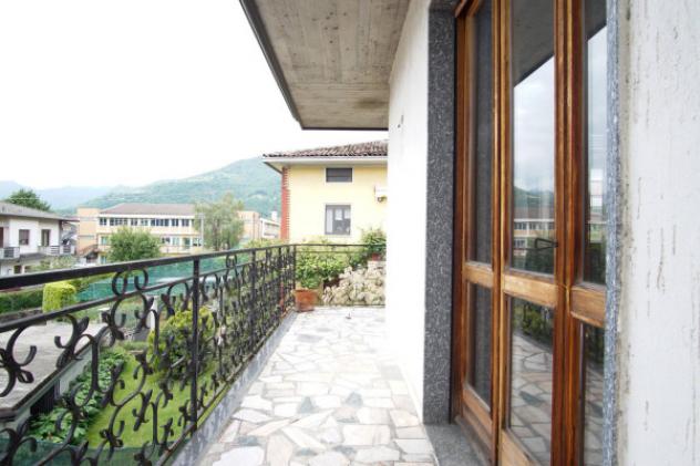 Appartamento di 144 m² con 4 locali in vendita a Casnigo - Foto 10