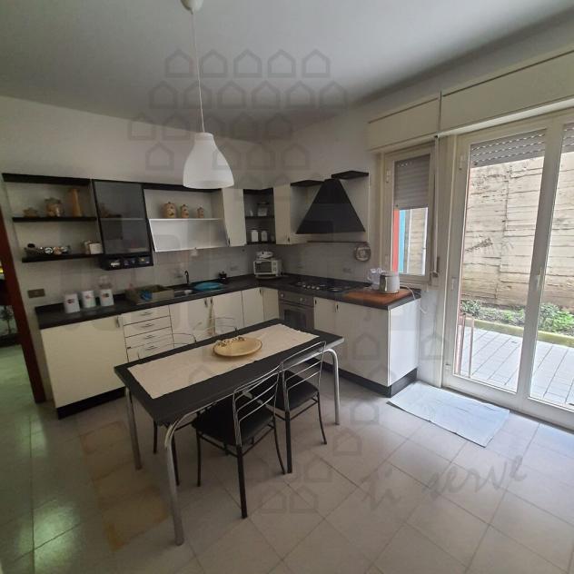 APPARTAMENTO di 4 vani e di 140 mq (MESSINA) rif. 2VS16200 - Foto 3