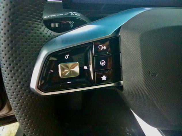 MG HS HEV 224cv Luxury rif. 23869055 - Foto 9
