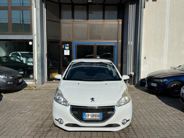 Peugeot 208 GARANZIA COMPLETA 1.4 HDi 68 CV 5 porte Active - Foto 8