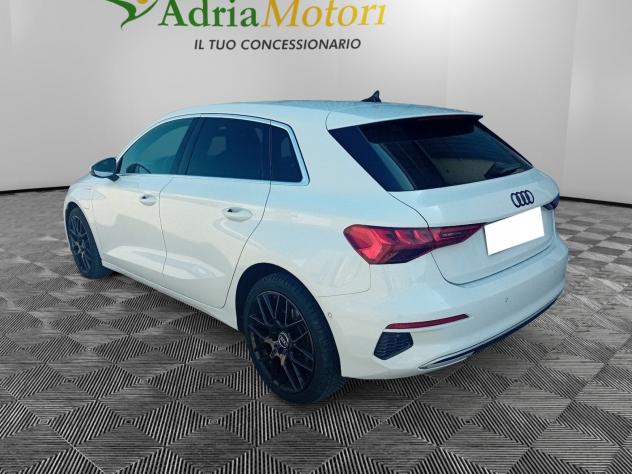 Audi A3 Sportback 40 TFSI e S tronic Business Advanced - Foto 3