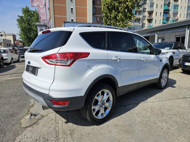 Ford Kuga 2.0 TDCi 150CV Pshift S&S AWD Titanium - Foto 4