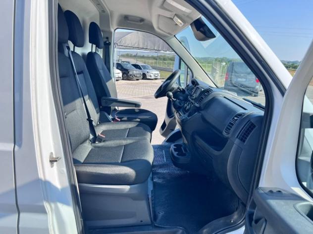 Citroën Jumper 35 2.2 BlueHDi 140 S&S PL-TA Furgone - Foto 6