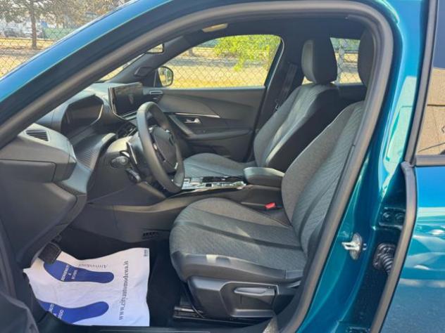 PEUGEOT 2008 Hybrid 145 e-DCS6 Allure rif. 23851069 - Foto 5