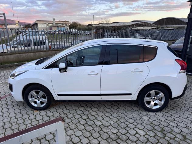 Peugeot 3008 1.6 HDi 115CV Business - Foto 2