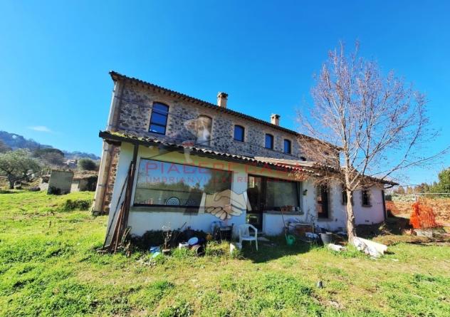 Orvieto - Vendesi casale con annessi nelle immediate vicinanze di Orvieto con vista sulla rupe. - Foto 4