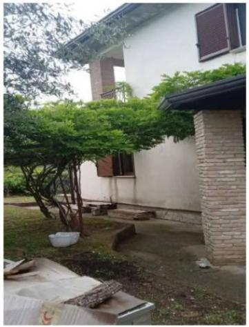 Immobile in asta di 342 m² con più di 5 locali e box auto in vendita a Picerno - Foto 2