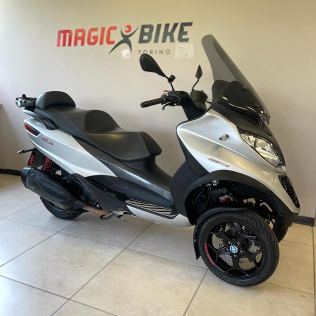Piaggio MP3 400 null
