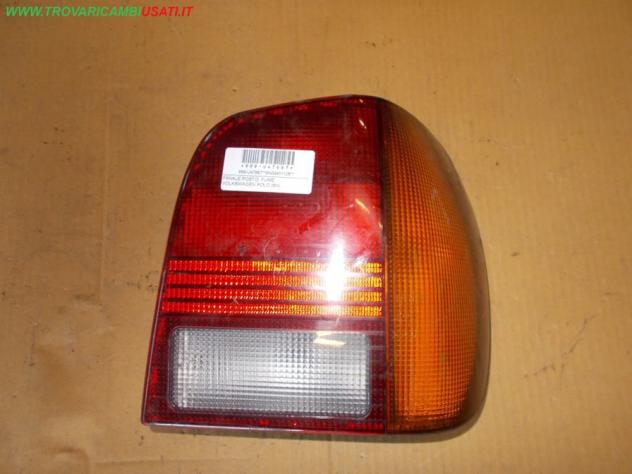 FANALE POST.D. FUME' VOLKSWAGEN POLO (6N)  Parti elettriche  Fanaleria  Fanali  Fanale post. dx. VOLKSWAGEN - POLO - 01-09-1994 - 01-09-2001