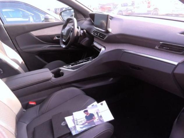 PEUGEOT 5008 Hybrid 136 e-DCS6 GT rif. 22532391 - Foto 3