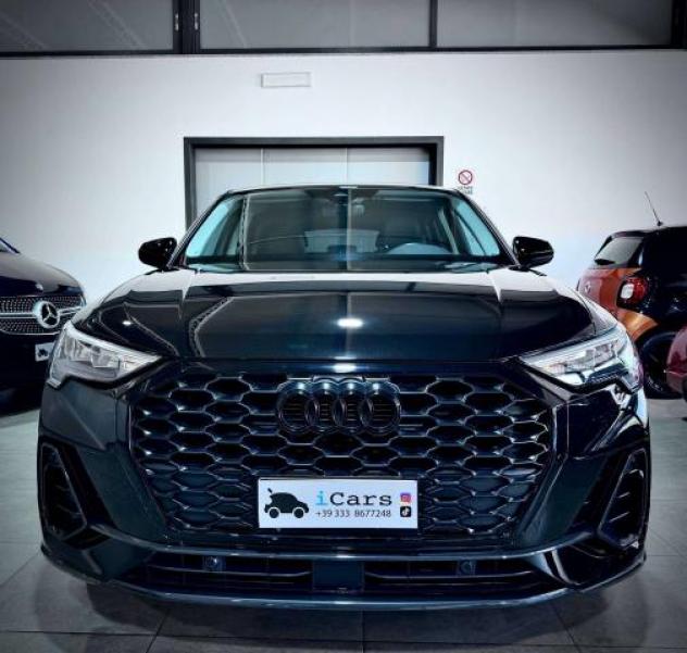 Audi Q3 SPBK 35 2.0 TDI 150CV Black Edition S Line - Foto 4