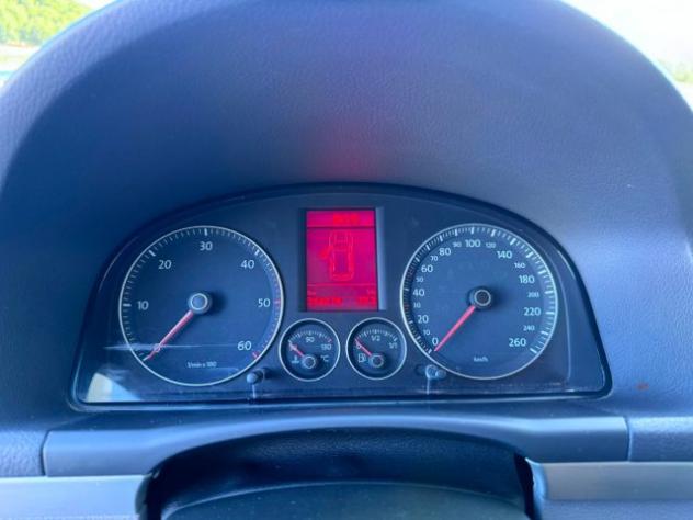 VOLKSWAGEN Touran 2.0 TDI DPF Highline 7 posti TETTO ok neopatentati rif. 23956806 - Foto 10