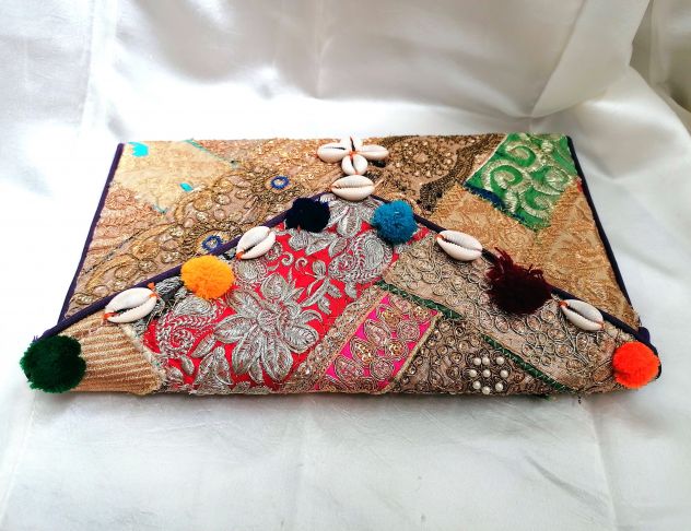 BORSA ETNICA / POCHETTE DA SERA PATCHWORK DORATA CON CONCHIGLIE. - Foto 7