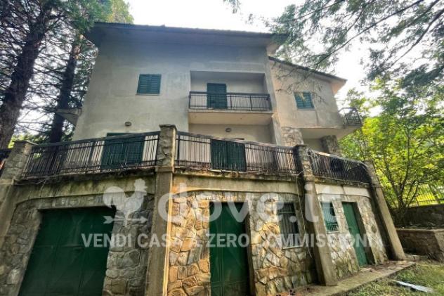 Villa di 300 m² con più di 5 locali in vendita a Santo Stefano in Aspromonte - Foto 2