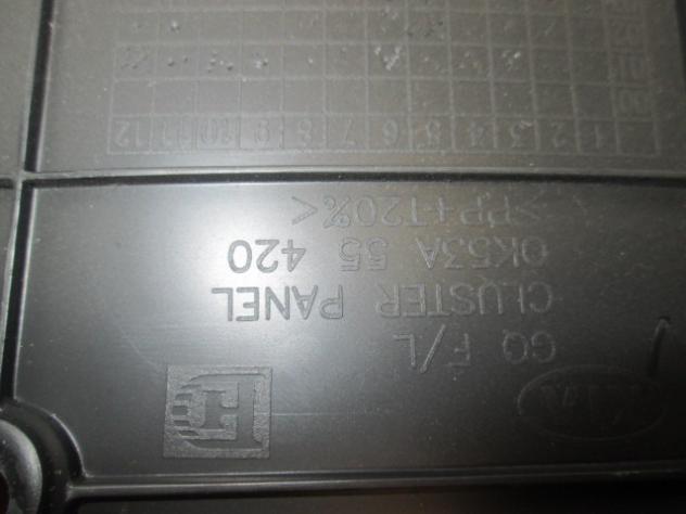 0K53A55420 RIVESTIMENTO SUPERIORE CRUSCOTTO MASCHERINA QUADRO STRUMENTI CONTACHILOMETRI KIA CARNIVAL 2.9 D 106KW AUT 5P (2003) RICAMBIO USATO - Foto 2