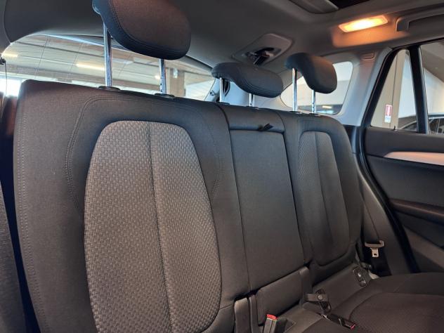 BMW X1 sDrive 18d Business - Foto 10