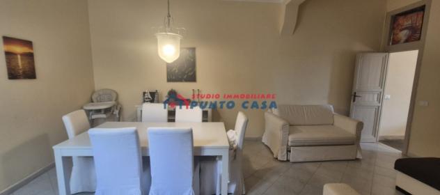 VIA FARDELLA - Appartamento arredato al 2° e ultimo p. c/a – 130mq ca. – 4 vani + acc. Contesto signorile, posizione centralissima. Euro 700 CL F - Foto 7