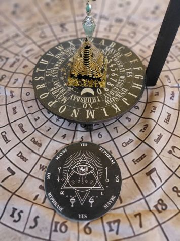 ALTA MAGIA CERIMONIALE, PURIFICAZIONI, CARTOMANZIA, MEDIANITÀ, DALETH SENSITIVO