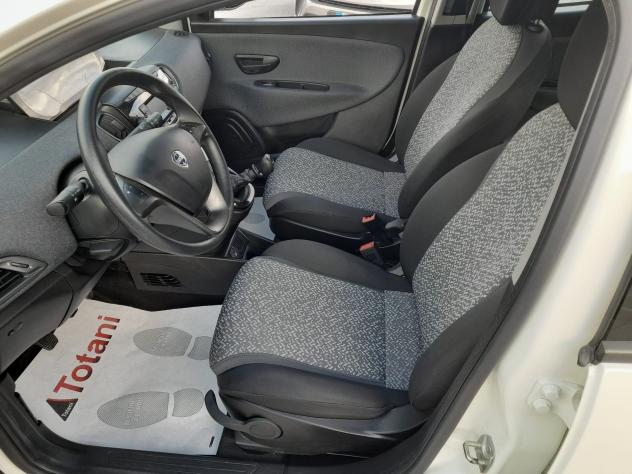 Lancia Ypsilon III 2015 1.0 firefly hybrid Silver s&s 70cv - Foto 8