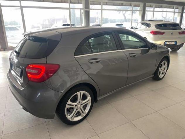 MERCEDES-BENZ A 180 CDI Automatic Dark Night Edition rif. 23784940 - Foto 3