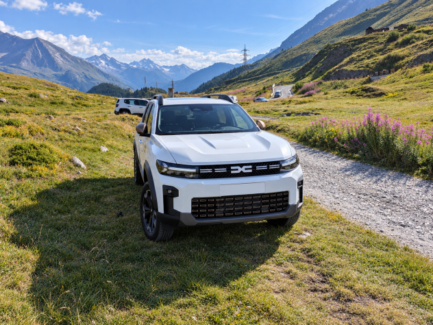 Dacia Bigster Bigster Full Hybrid 155cv - Foto 10