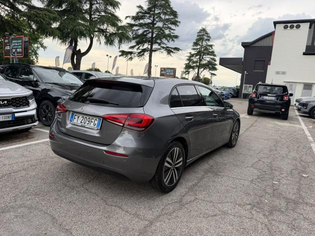 Mercedes-Benz Classe A A 180d automatic sport - Foto 10