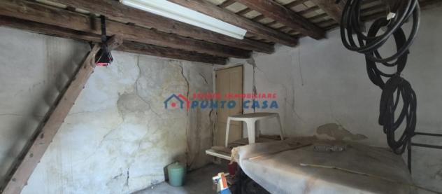 VALDERICE – C/da Blandano – Soluzione indipendente su 2 elevaz. di 170mq ca. + 650mq ca. terreno. Interamente da ristrutturare. Euro 25 mila CL GI - Foto 5