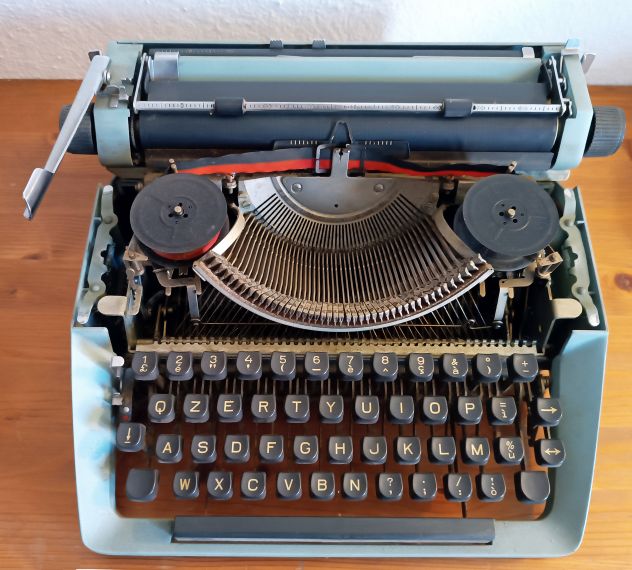 Vendo macchina per scrivere vintage - Foto 2