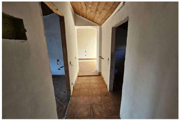 167/2025 U VA - Trilocale in asta a Azzio - Foto 9