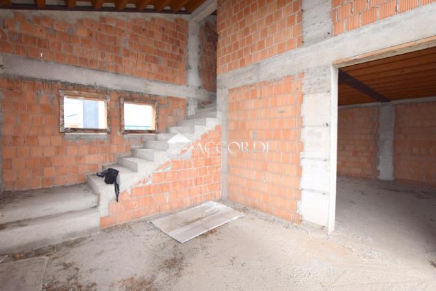 CASA AFFIANCATA di 6 vani e di 233 mq (MONTEBELLUNA) rif. PCS45D - Foto 8