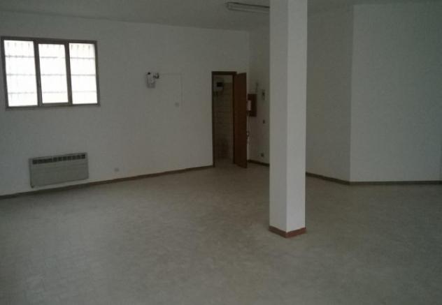 Immobile di 100 m² con 1 locale in vendita a Carpi - Foto 2