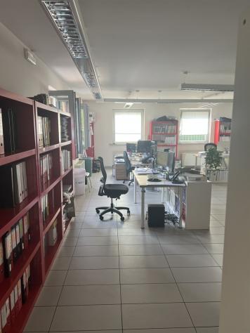 UFFICIO EVENTUALMENTE ARREDATO - Foto 6