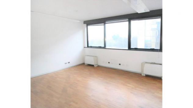 Immobile di 270 m² con più di 5 locali in affitto a Sesto San Giovanni - Foto 4