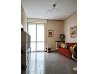 Trilocale in affitto a Monza